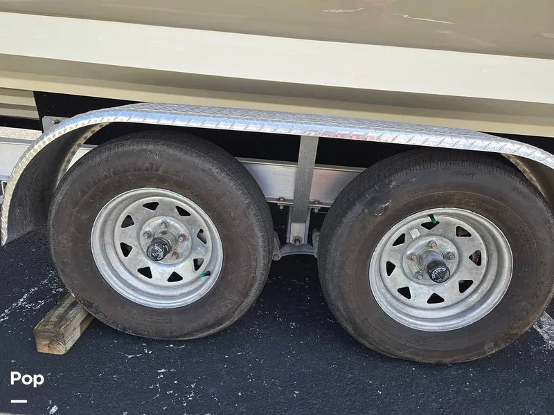 Slide: The Image of Sea Ray 240 Sundeck 2009 - 15736083