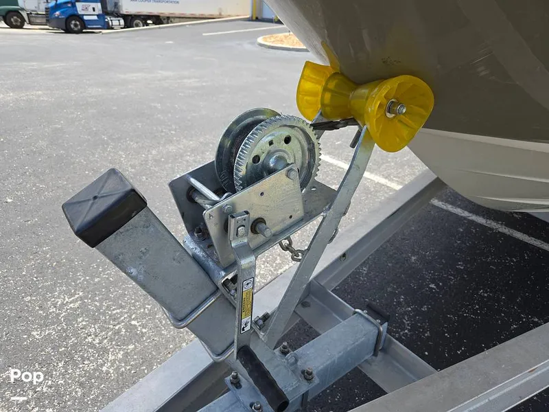 Slide: The Image of Sea Ray 240 Sundeck 2009 - 15736094