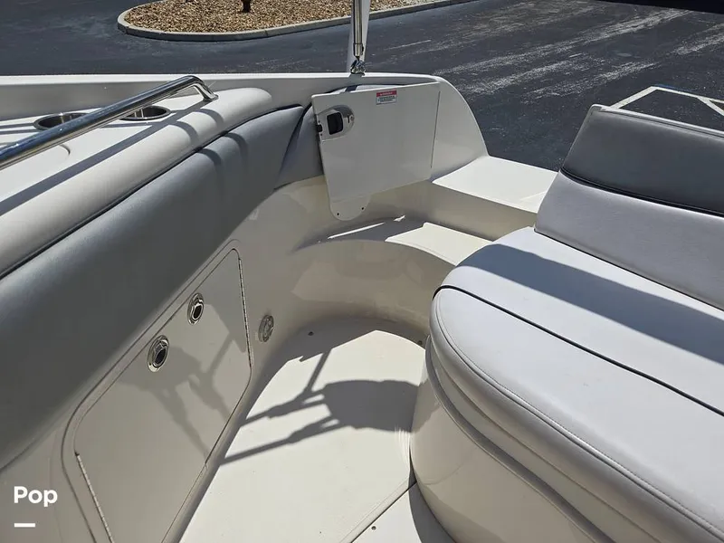 Slide: The Image of Sea Ray 240 Sundeck 2009 - 15736096