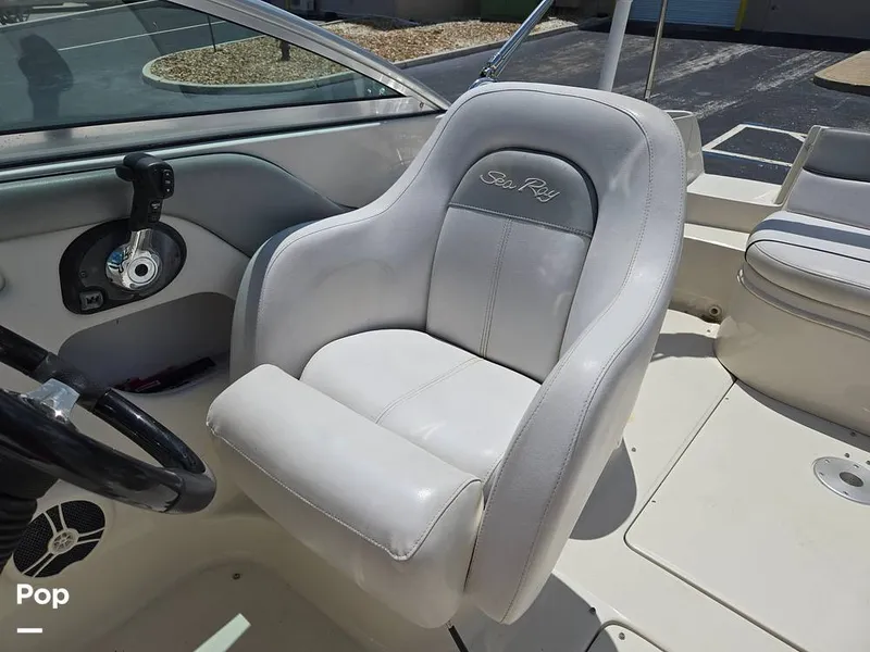Slide: The Image of Sea Ray 240 Sundeck 2009 - 15736101