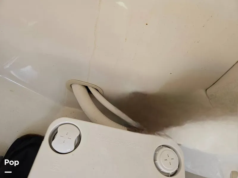 Slide: The Image of Sea Ray 240 Sundeck 2009 - 15736123