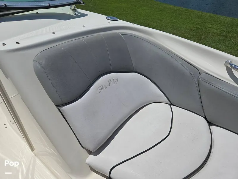 Slide: The Image of Sea Ray 240 Sundeck 2009 - 15736125