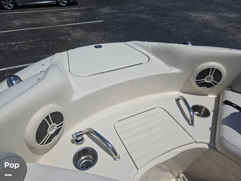 Slide: The Image of Sea Ray 240 Sundeck 2009 - 15736128