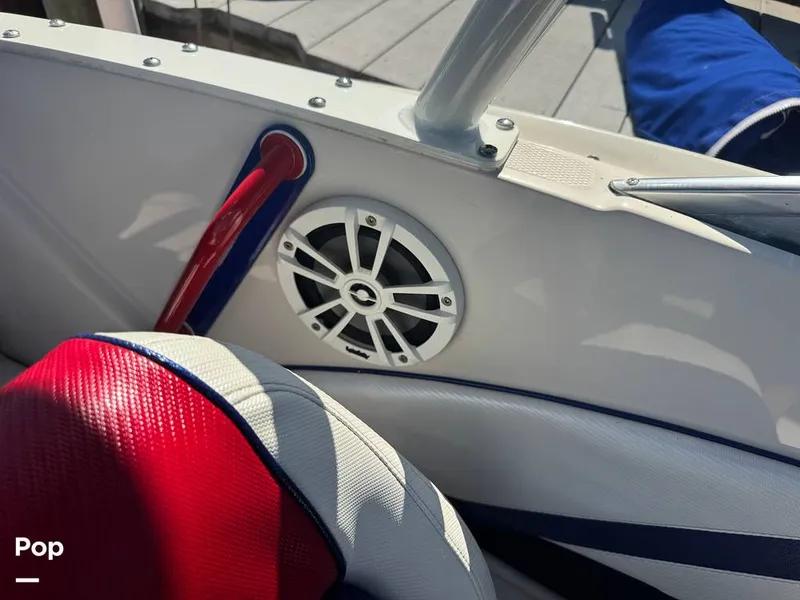 Slide: The Image of Sea Ray 185 Sport 2007 - 15761941