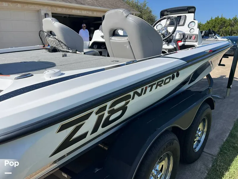 Slide: The Image of Nitro Z18 PRO 2020 - 15706480