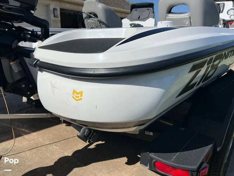 Slide: The Image of Nitro Z18 PRO 2020 - 15706481