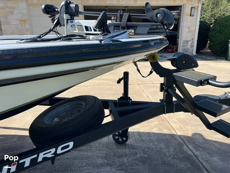 Slide: The Image of Nitro Z18 PRO 2020 - 15706484