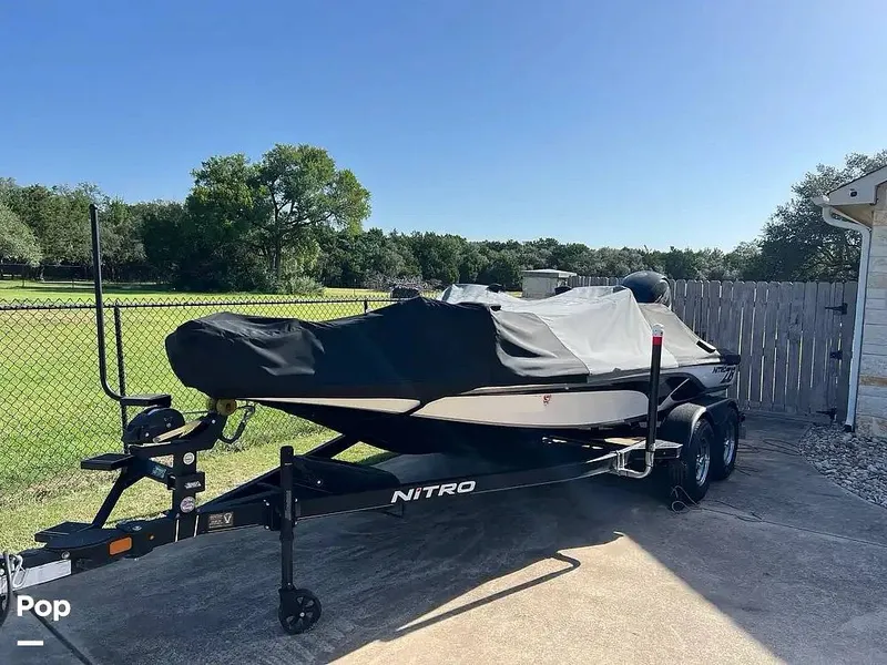 Slide: The Image of Nitro Z18 PRO 2020 - 15709256