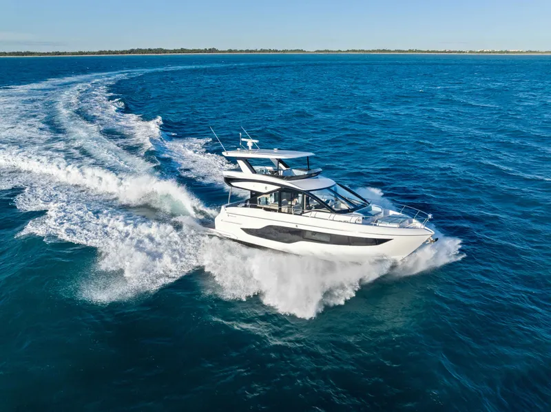 Slide: The Image of Cruisers 50 FLY stk number 2026 - 9