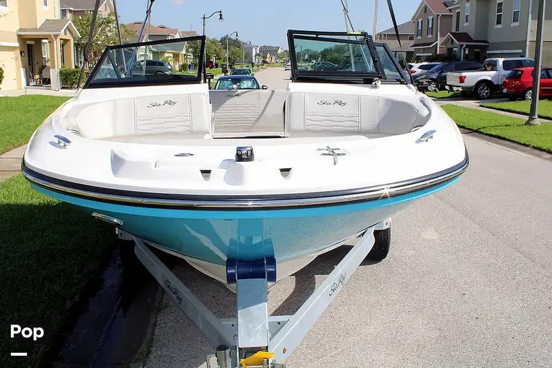 Slide: The Image of Sea Ray SPX 190 2022 - 15755499