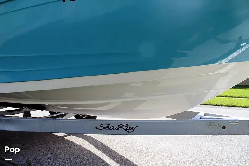 Slide: The Image of Sea Ray SPX 190 2022 - 15755521