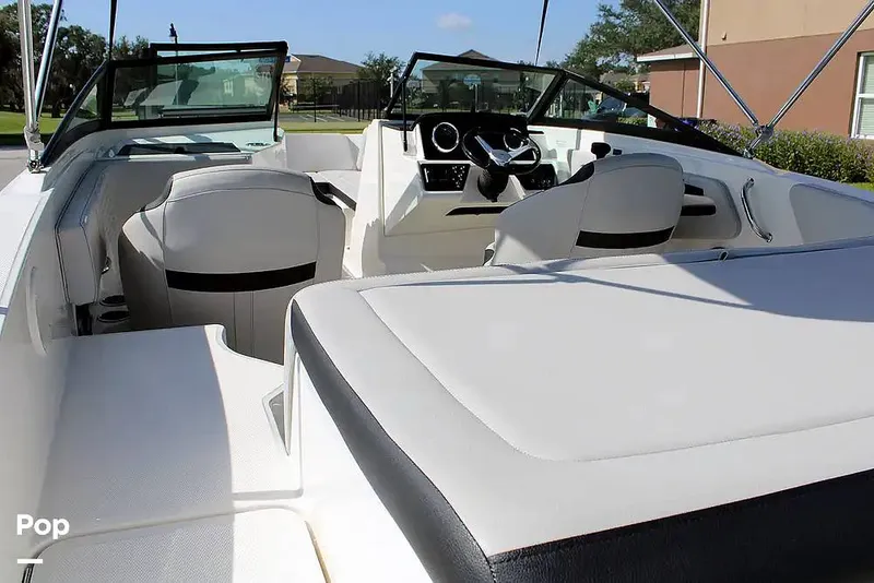 Slide: The Image of Sea Ray SPX 190 2022 - 15755532