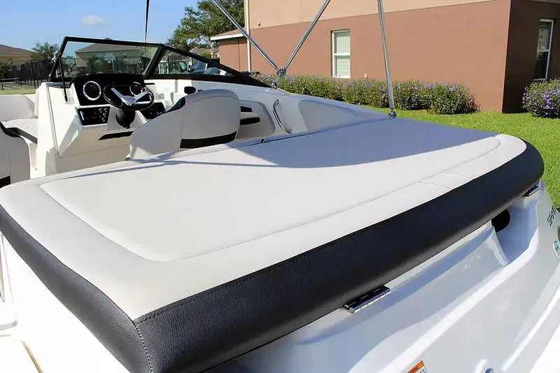 Slide: The Image of Sea Ray SPX 190 2022 - 15755533