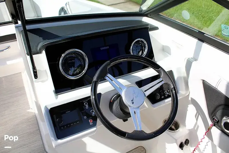 Slide: The Image of Sea Ray SPX 190 2022 - 15755552