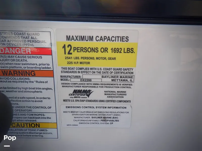 Slide: The Image of Bayliner DX 2200 2023 - 15766082