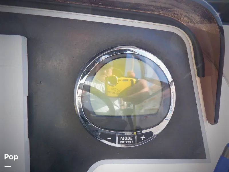 Slide: The Image of Bayliner DX 2200 2023 - 15766085