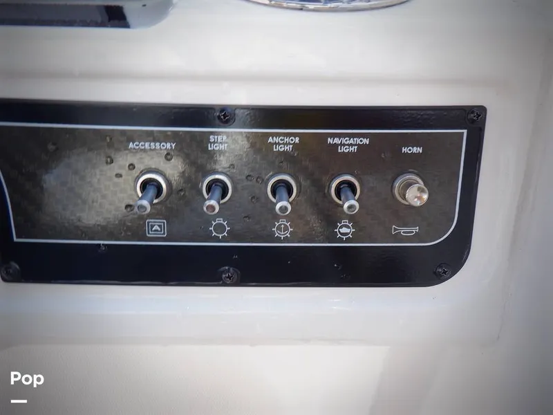 Slide: The Image of Bayliner DX 2200 2023 - 15766086