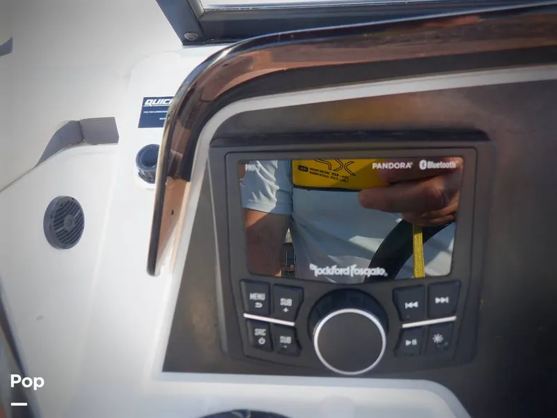 Slide: The Image of Bayliner DX 2200 2023 - 15766087