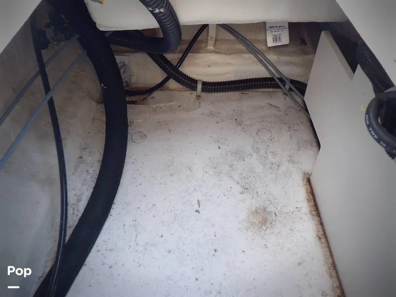 Slide: The Image of Bayliner DX 2200 2023 - 15766106