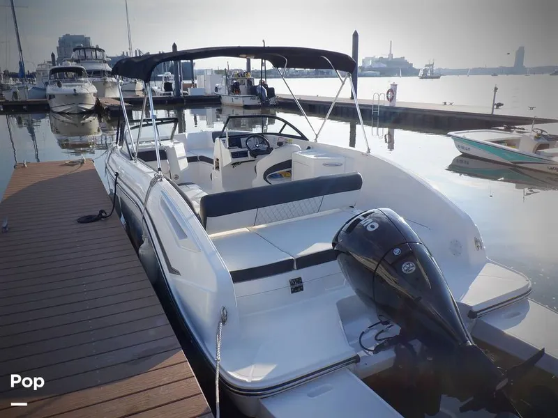 Slide: The Image of Bayliner DX 2200 2023 - 15766071