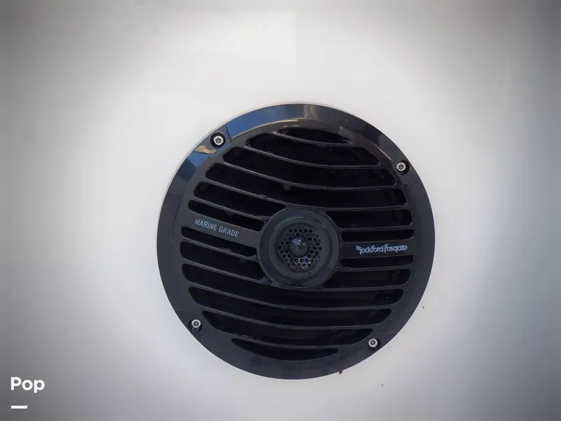 Slide: The Image of Bayliner DX 2200 2023 - 15766114