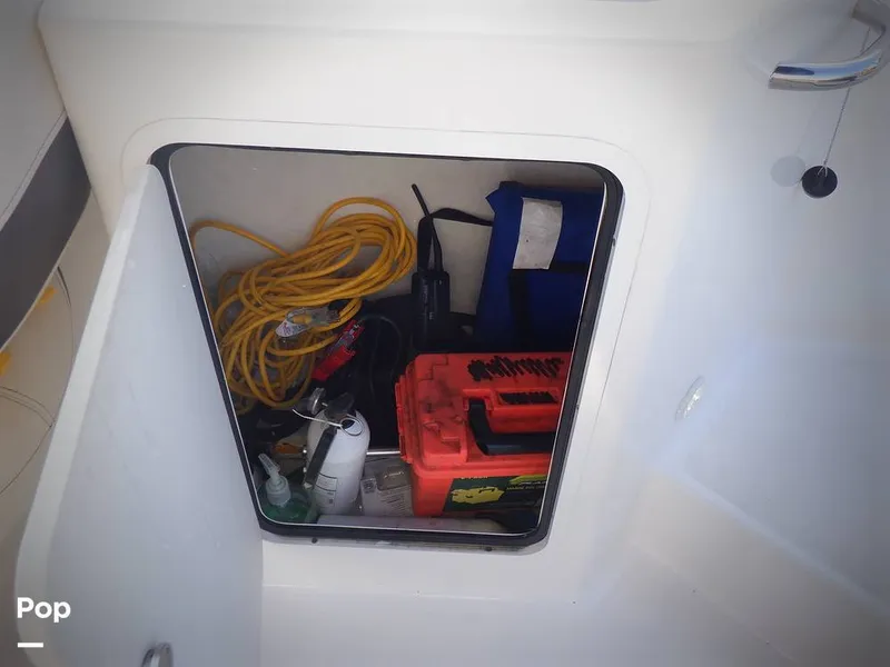 Slide: The Image of Bayliner DX 2200 2023 - 15766119