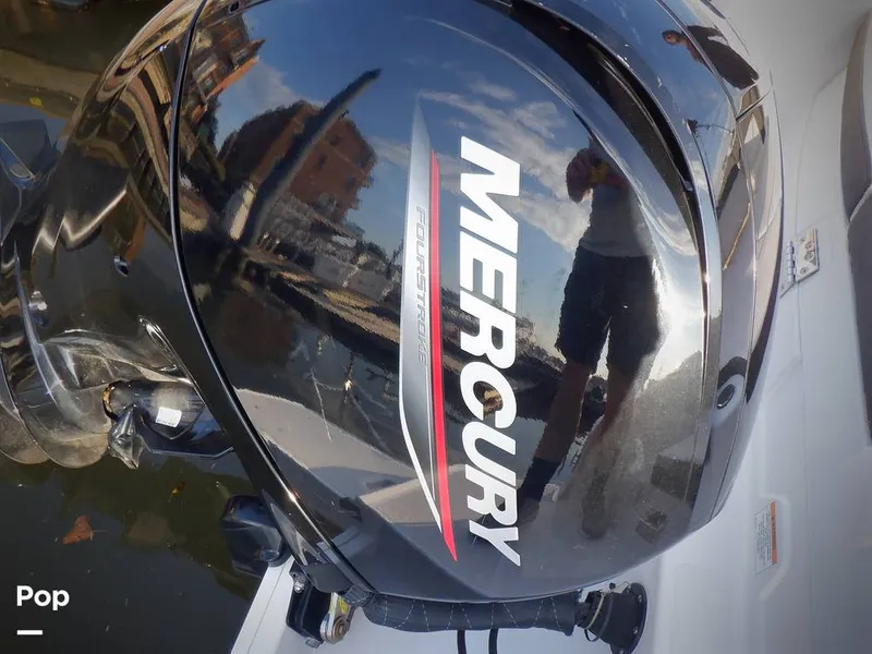 Slide: The Image of Bayliner DX 2200 2023 - 15766121