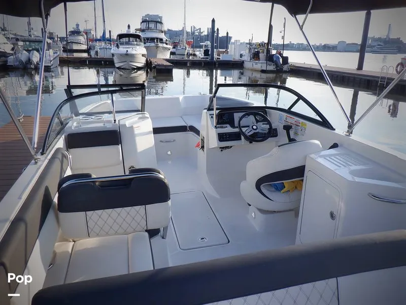 Slide: The Image of Bayliner DX 2200 2023 - 15766129