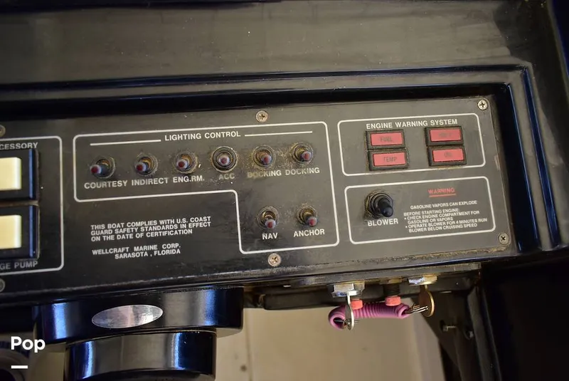 Slide: The Image of Scarab 38 KV 1988 - 15734771