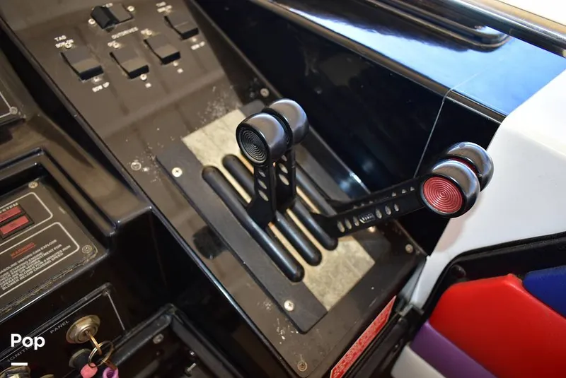 Slide: The Image of Scarab 38 KV 1988 - 15734775