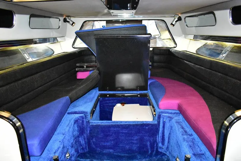 Slide: The Image of Scarab 38 KV 1988 - 15734786