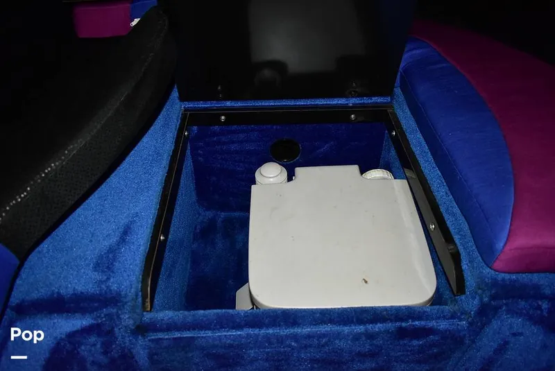 Slide: The Image of Scarab 38 KV 1988 - 15734787