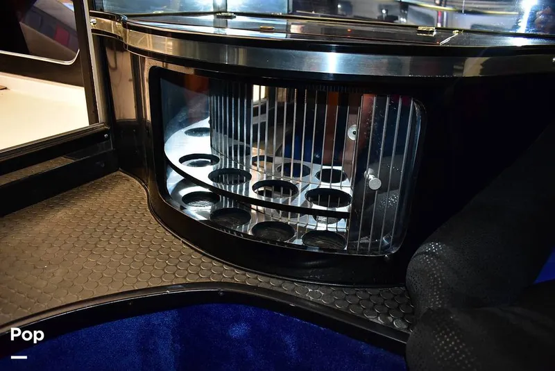 Slide: The Image of Scarab 38 KV 1988 - 15734793