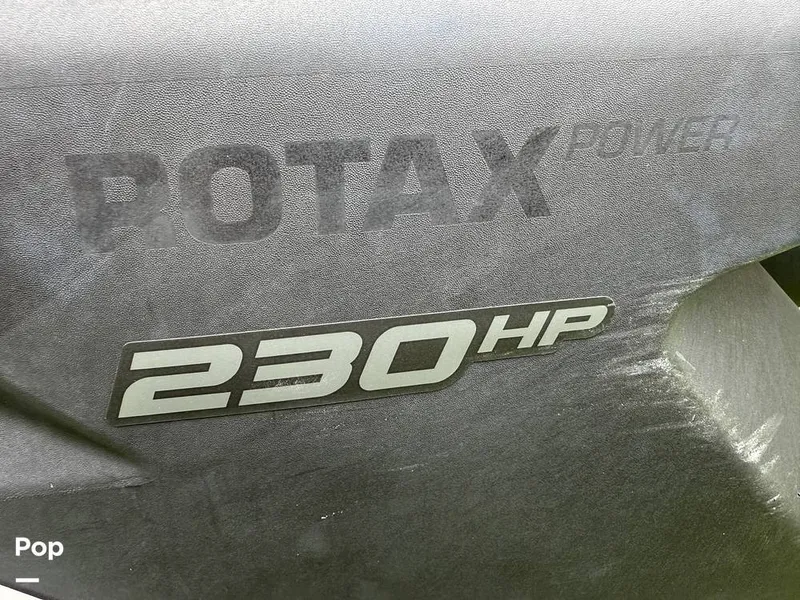 Slide: The Image of Sea-Doo Switch Cruise 21 2023 - 15733904