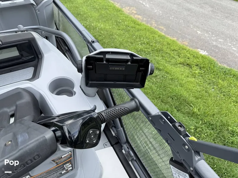 Slide: The Image of Sea-Doo Switch Cruise 21 2023 - 15733914