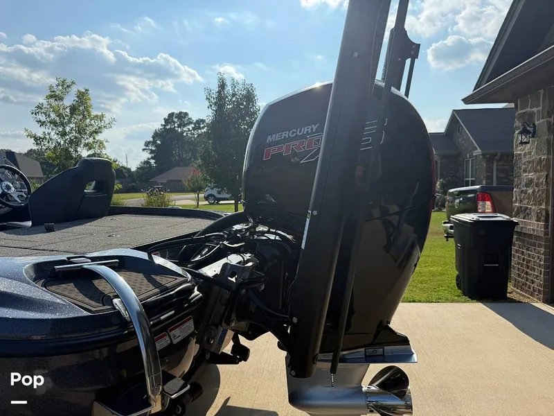 Slide: The Image of Nitro Z18 2023 - 15732117