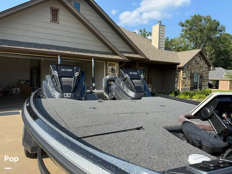 Slide: The Image of Nitro Z18 2023 - 15732129