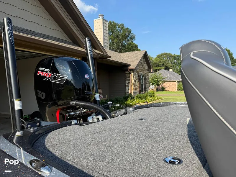 Slide: The Image of Nitro Z18 2023 - 15732136