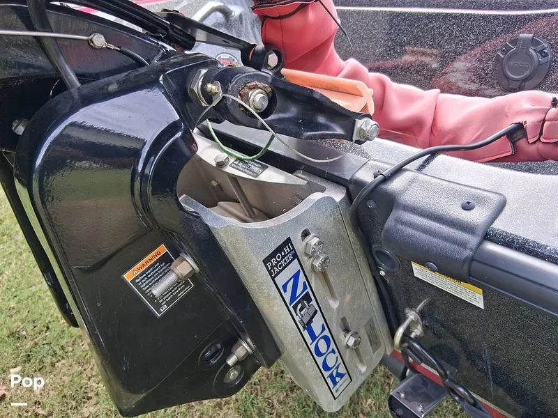 Slide: The Image of Triton 18 TRX 2022 - 15912636