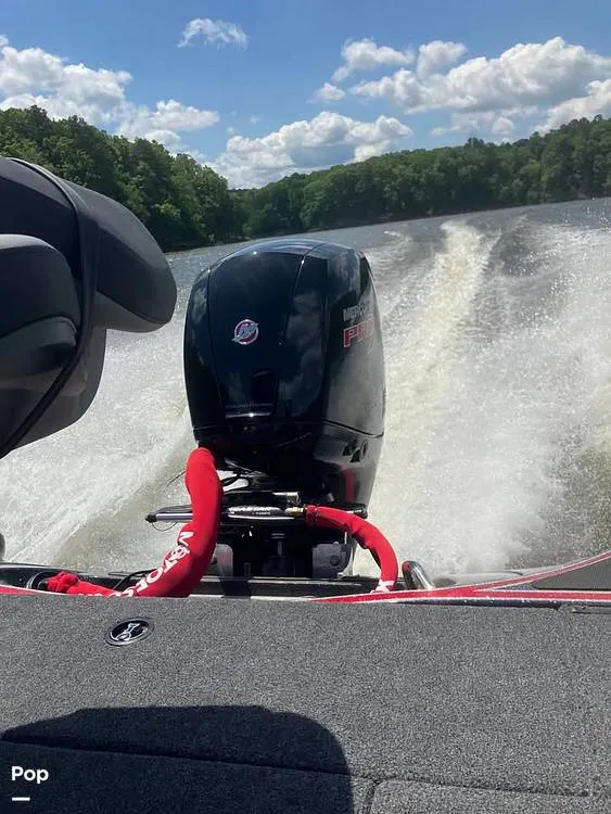 Slide: The Image of Triton 18 TRX 2022 - 15934170