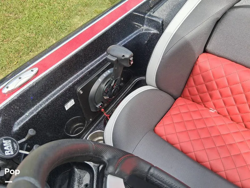 Slide: The Image of Triton 18 TRX 2022 - 15912680