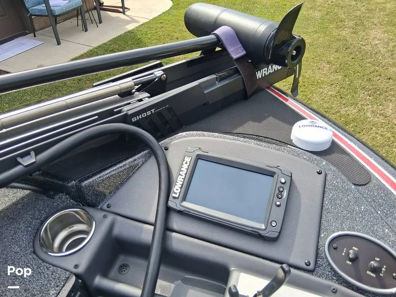 Slide: The Image of Triton 18 TRX 2022 - 15912687