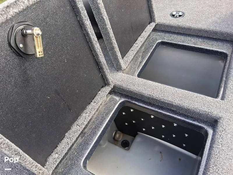 Slide: The Image of Triton 18 TRX 2022 - 15912699