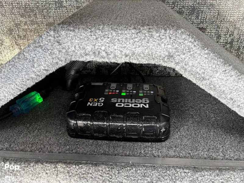 Slide: The Image of Tracker Pro Guide V16 SC 2024 - 15777509