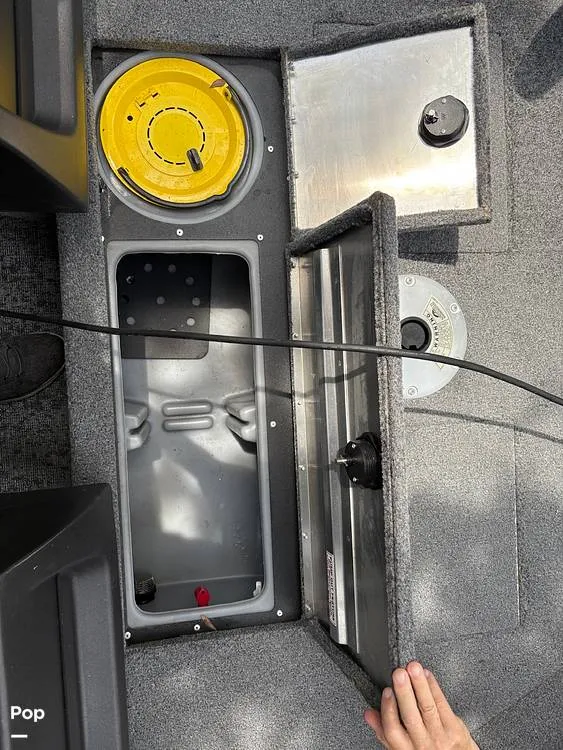 Slide: The Image of Tracker Pro Guide V16 SC 2024 - 15777521