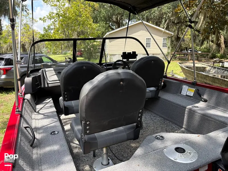 Slide: The Image of Tracker Pro Guide V16 SC 2024 - 15777881