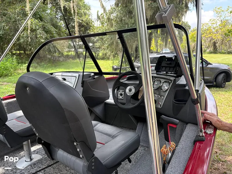 Slide: The Image of Tracker Pro Guide V16 SC 2024 - 15777884