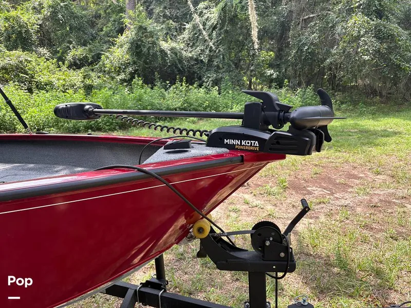 Slide: The Image of Tracker Pro Guide V16 SC 2024 - 15777882