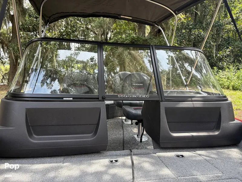 Slide: The Image of Tracker Pro Guide V16 SC 2024 - 15777891