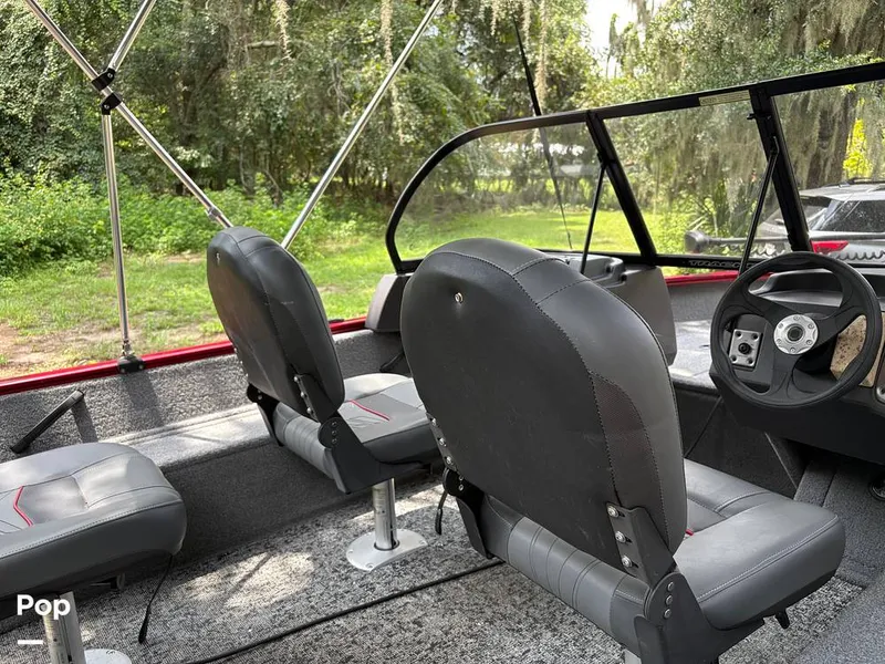 Slide: The Image of Tracker Pro Guide V16 SC 2024 - 15777892